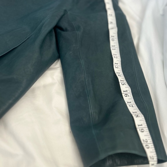 Women's Green Leather Jacket - Picture 10 of 11